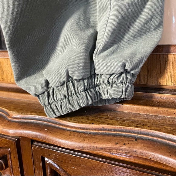 Paper bag pants by Joe’s. Size 28. Sage green. - Picture 2 of 6